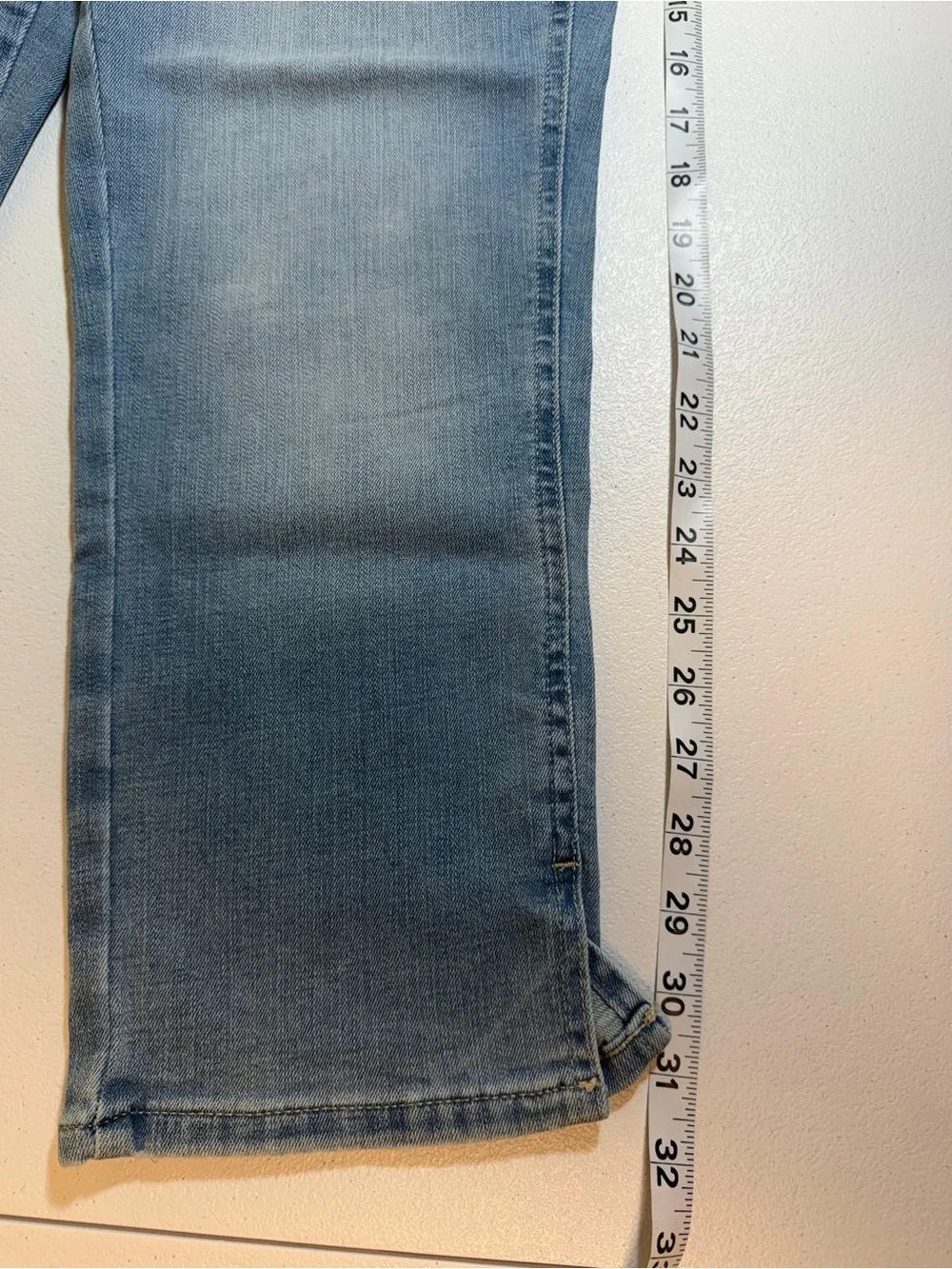 NYDJ High-Rise Straight Crop Jeans in Light Blue Wash NWT size 8